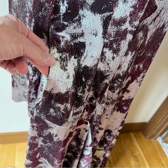 SAMUEL DONG LONG MAXI DRESS GOWN SILVER BURGUNDY REGENCY GLAM WEDDING FORMAL NWT - Picture 5 of 11